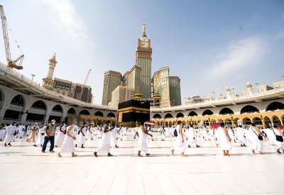 الملك سلمان: إجراءات الحج هذا العام هدفها حماية ضيوف الرحمن