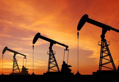 النفط يواصل الارتفاع من أدنى مستوى في 3 أسابيع