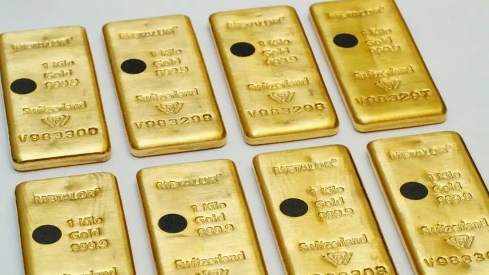 الذهب يتجاوز 1800 دولار.. ومكاسب قوية للأسهم الأوروبية