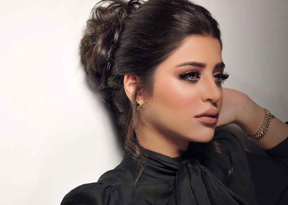 الفنانة صمود الكندري تعلن اعتزالها الفن