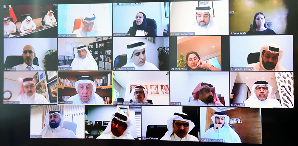 وزير الصناعة يترأس أعمال اجتماع اللجنة الاقتصادية المشتركة بين وزارة التجارة والغرفة