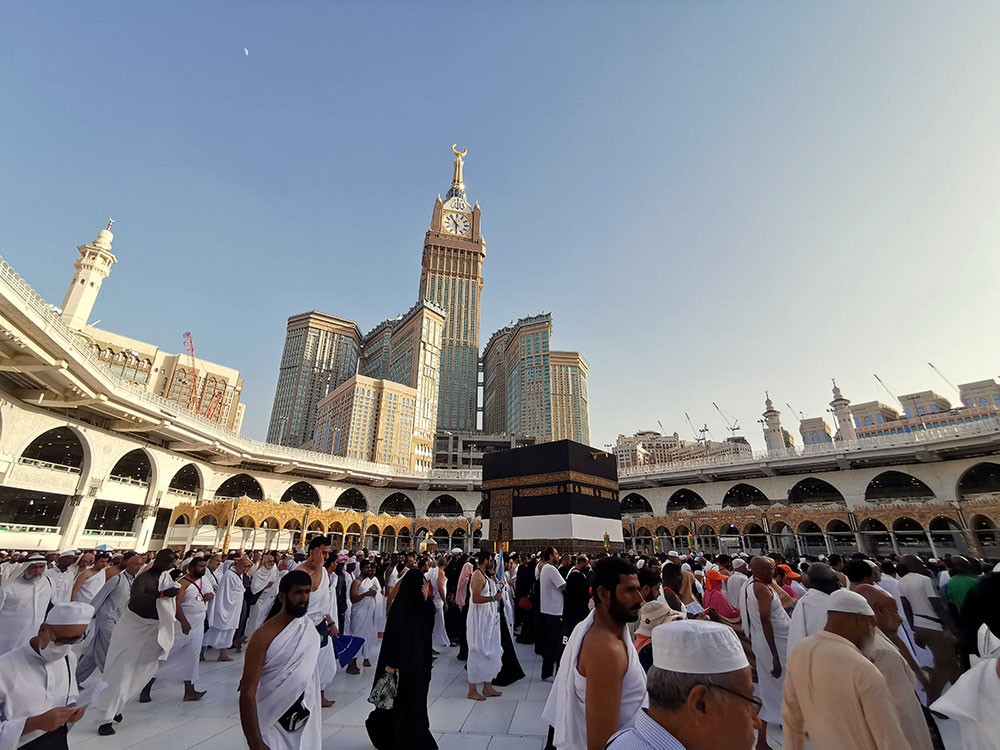 منع لمس الحجر الأسود.. السعودية تعلن قواعد الحج الجديدة 