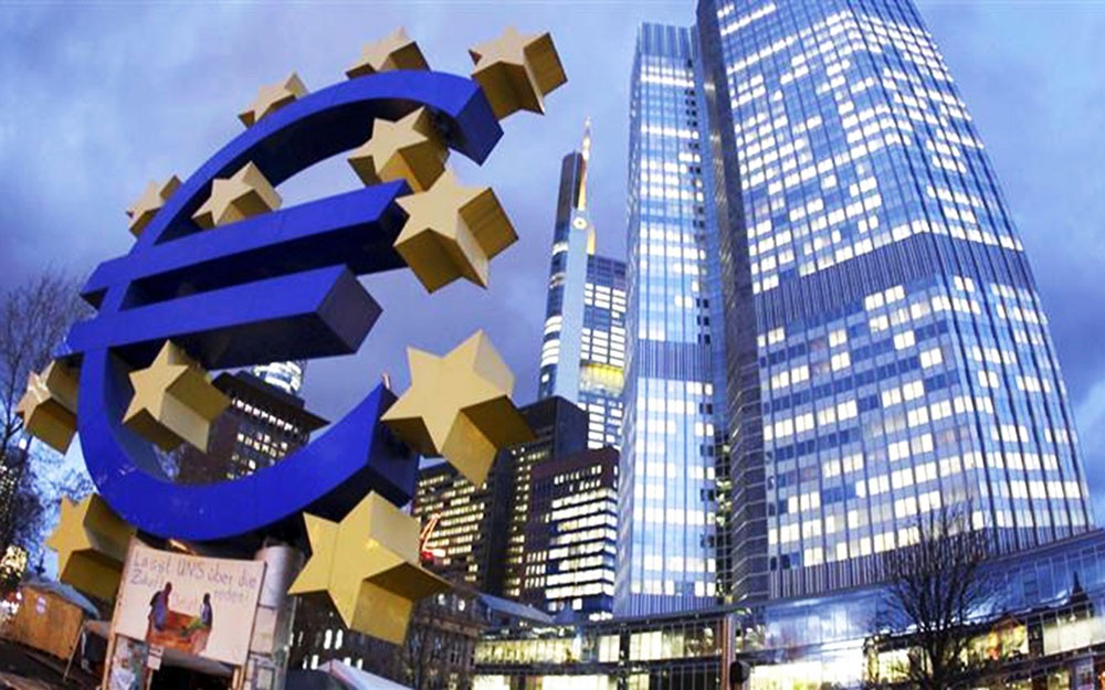 المفوضية الأوروبية تتوقع انكماش اقتصاد منطقة اليورو 8.7%