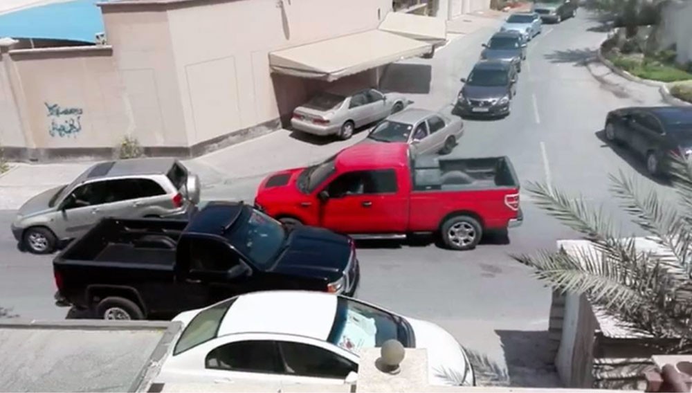 "الحدِّيون" يبحثون حجب طريقهم الداخلي عن مرتادي الشارع العام