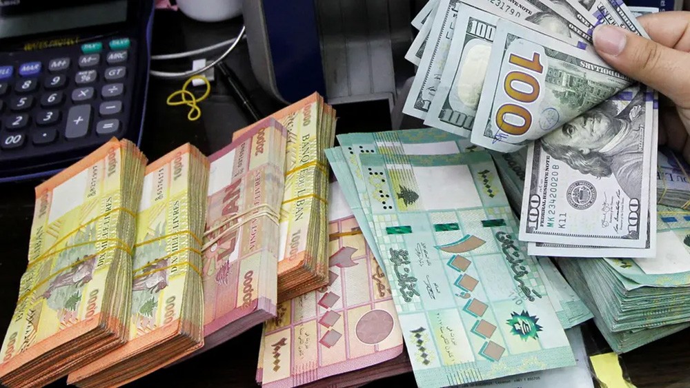 مسؤول لبناني سابق: البنوك هرّبت 6 مليارات دولار للخارج