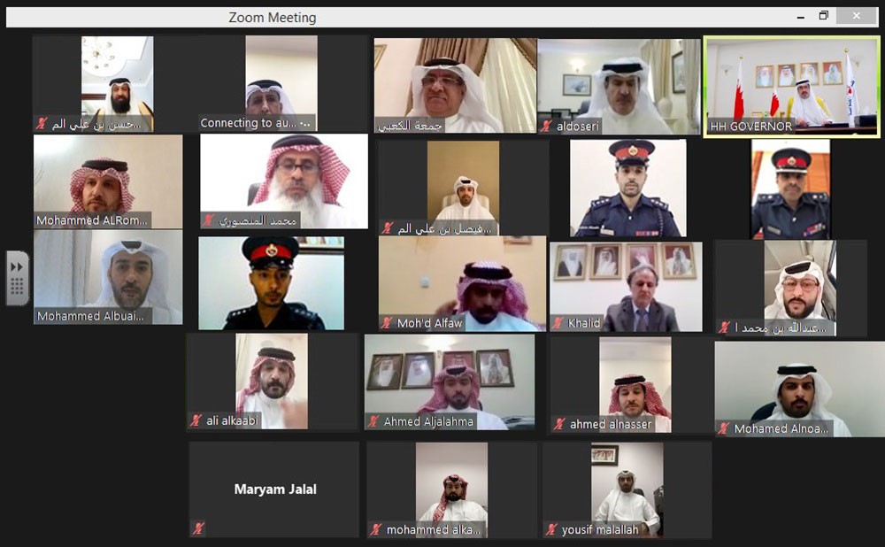 سمو محافظ الجنوبية يلتقي بأهالي مناطق عسكر وجو والدور ويؤكد أن المجلس قناة فاعلة لتحقيق الرؤى والطلعات