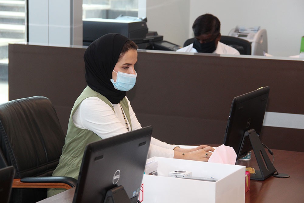 مجلس المناقصات يفتح مظاريف 64 عطاءً إلكترونياً لعدد 10 مناقصات