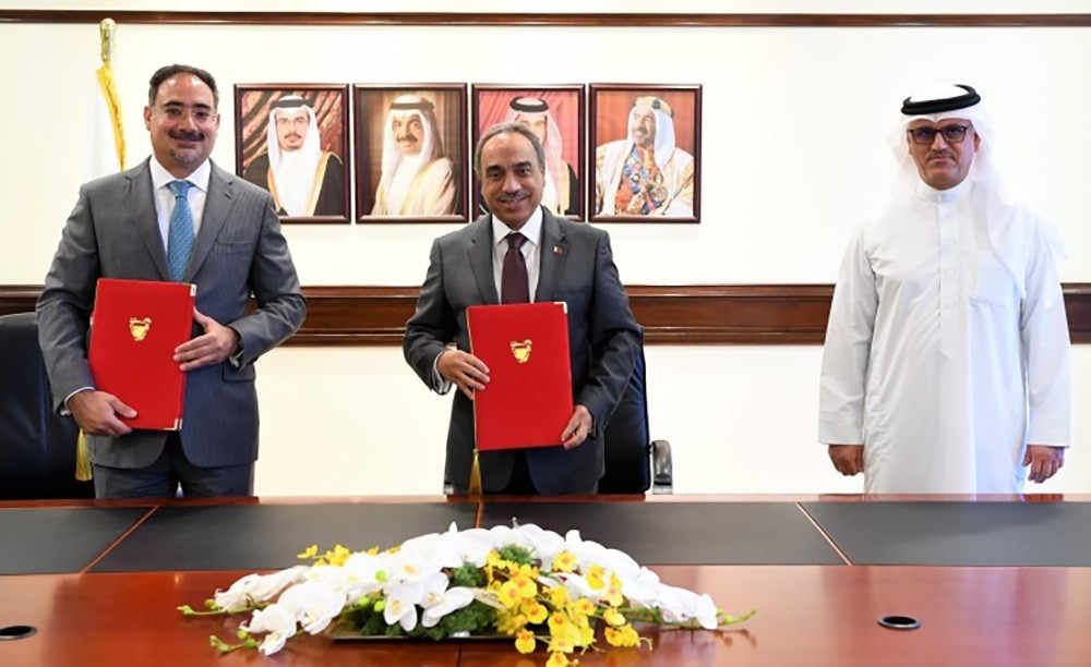 (البلديات) توقع مذكرة تفاهم مع (إدامه) لتنظم إدارة وتطوير استثمارات وعقارات البلدية