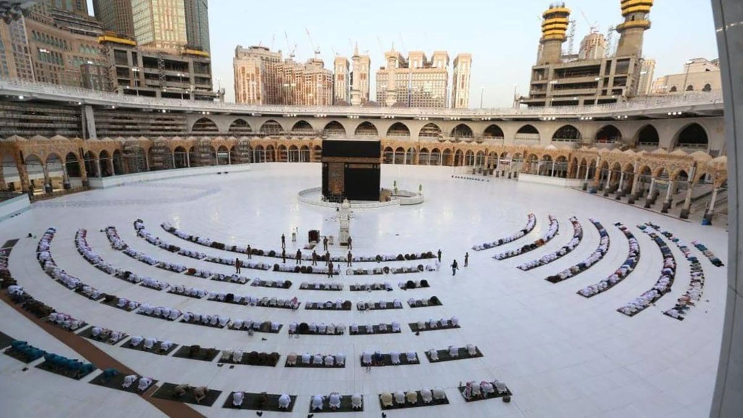 السعودية تكشف إجراءات الحج لهذا العام