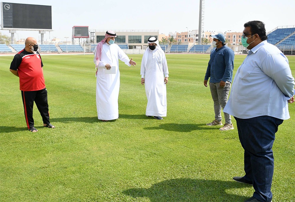 بالصور.. زيارات تفقدية للملاعب استعدادًا لاستئناف النشاط الكروي