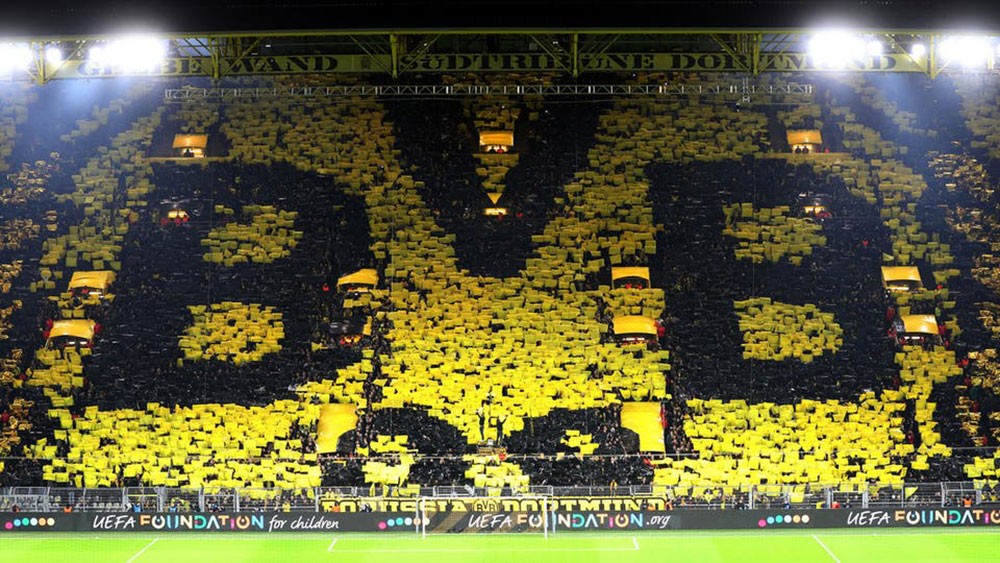 دورتموند يأمل حضور 15 ألف مشجع الموسم القادم