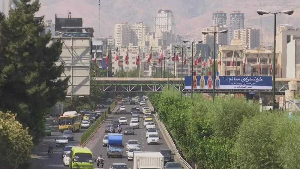 سويسرا: إتمام أول صفقة مع إيران عبر قناة لتجارة المواد الإنسانية