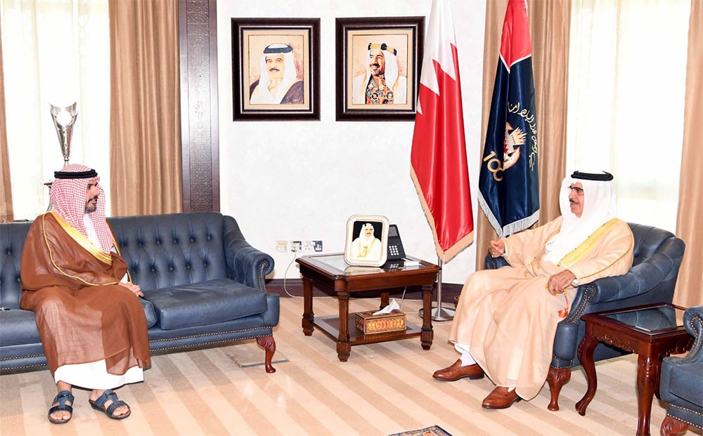 وزير الداخلية يستقبل رئيس جهاز الأمن الاستراتيجي ويهنأه بصدور الأمر الملكي السامي بتعيينه