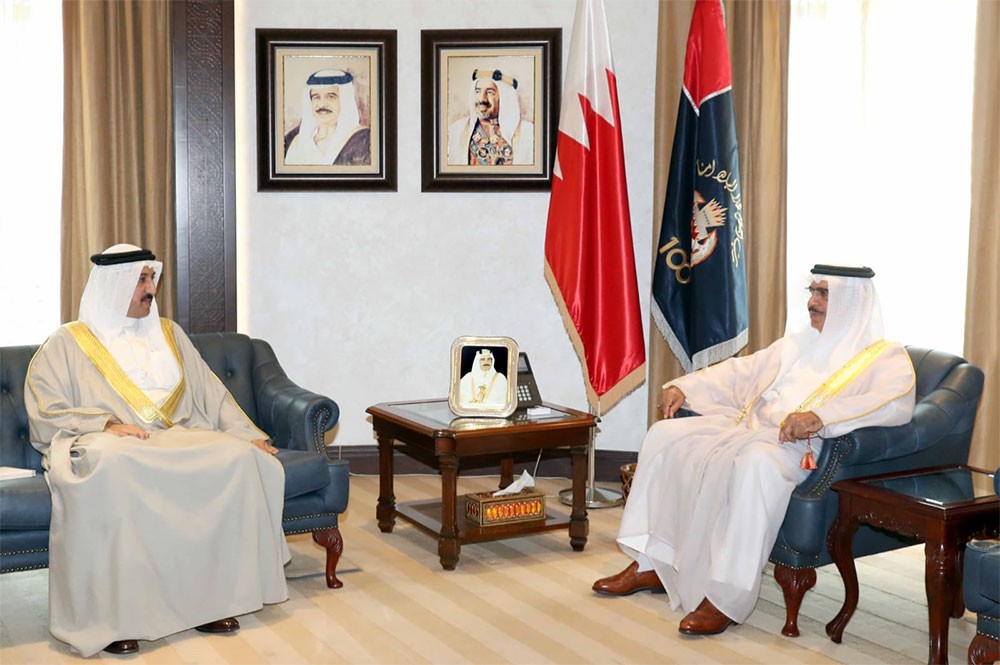 وزير الداخلية يستقبل نائب الأمين العام لمجلس الدفاع الأعلى ويبحث معه سبل تعزيز التعاون والتنسيق