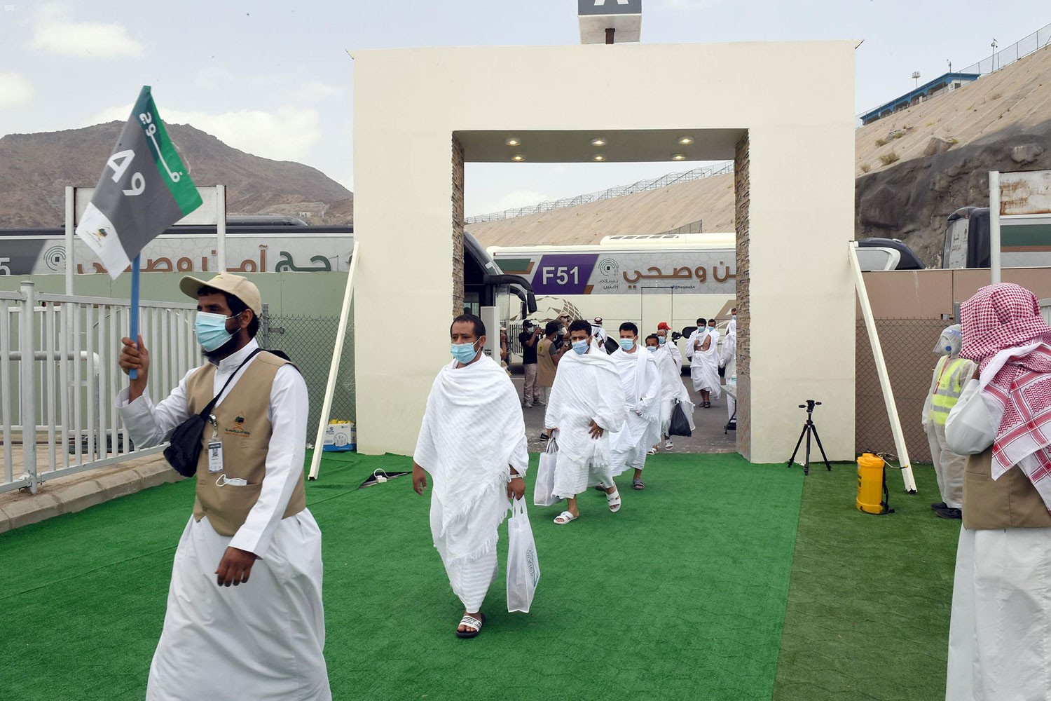 اكتمال خطة تفويج الحجاج من عرفات