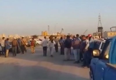 إضرابات واسعة في مصافي النفط الإيرانية