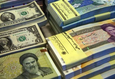 إيران.. اقتصاد ينهار وفقاعة بسوق الأسهم