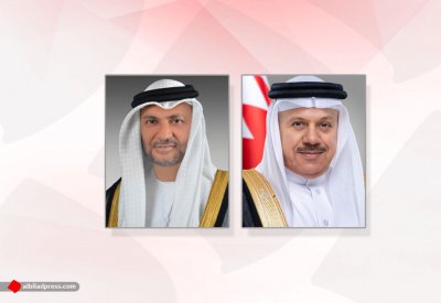 وزير الخارجية يتلقى اتصالاً هاتفيًا من وزير الدولة للشؤون الخارجية بدولة الإمارات