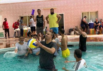 برك السباحة تخفض الاسعار والإقبال أقل من قبل "الكورونا"