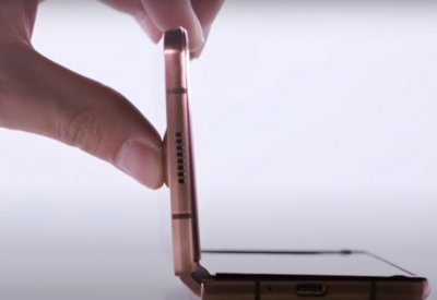 سامسونغ تكشف أخيرا عن Galaxy Z Fold 2 بمواصفات جديدة كليا