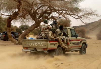 النيجر.. مسلحون يقتلون 6 سياح فرنسيين ونيجريين