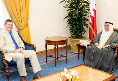 سمو الشيخ محمد بن مبارك يستقبل سفير المملكة المتحدة