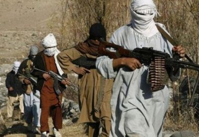 السلطات الأفغانية تفرج عن 400 معتقل من طالبان