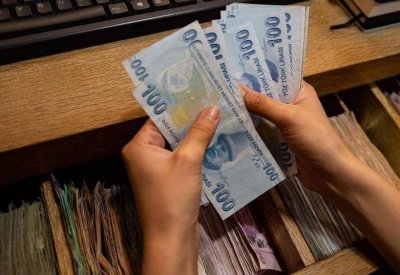  المركزي التركي في مأزق.. إرضاء أردوغان أم وقف نزيف الليرة؟