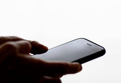 300 ألف دولار.. ثمن رقم هاتف "جالب للحظ"