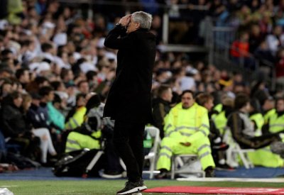سيتيين.. عاش 7 أشهر في برشلونة وعاد إلى "الريف"