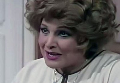 نقل الفنانة عايدة كامل للمستشفى