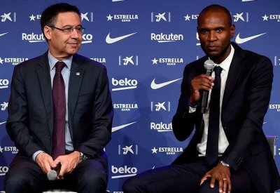 برشلونة يقيل الفرنسي إيريك أبيدال