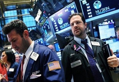 مؤشرات الأسهم الأمريكية تغلق على تباين