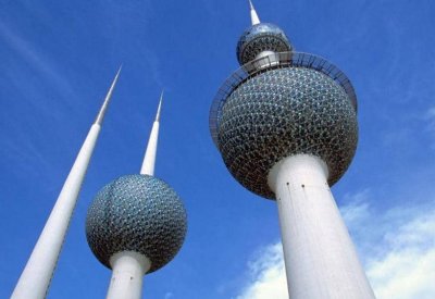  الكويت: الرواتب "لن تمس".. والحكومة تكفل توفير السيولة