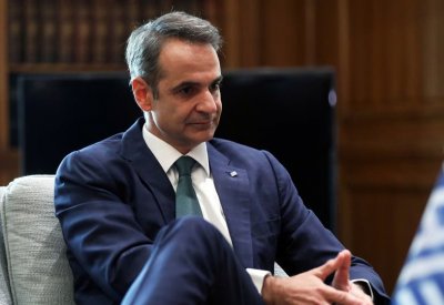 اليونان: لا سبيل أمام تركيا سوى الحوار أو المحكمة الدولية