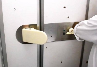  من دون لمس.. "ابتكار ذكي" في مراحيض الطائرات لمواجهة كورونا