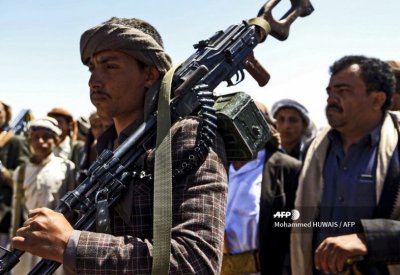 مصرع عناصر حوثية حاولوا زراعة عبوة ناسفة غربي اليمن