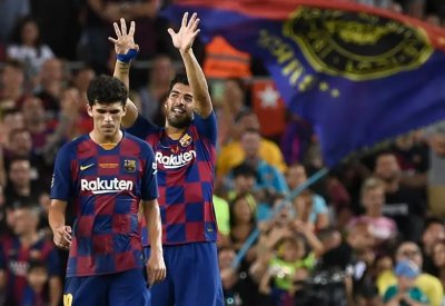 سواريز يطلب 25 مليون يورو مقابل الرحيل عن برشلونة