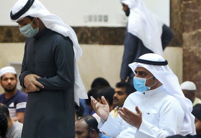 "الأوقاف السنية": العودة إلى المساجد مع الأخذ بالاجراءات الاحترازية