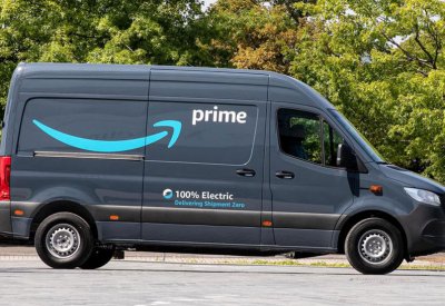 Amazon تطلب 1800 شاحنة كهربائية من Mercedes ضمن خطتها لتقليل الانبعاثات الكربونية