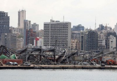 أنباء عن تنحي القاضي المكلف بالتحقيق بانفجار مرفأ بيروت