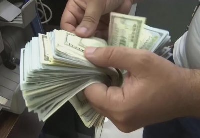 بعد بيفاني.. استقالة عضو ثالث بفريق التفاوض اللبناني مع صندوق النقد
