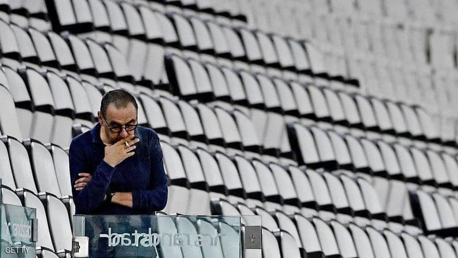  مدرب يوفنتوس يدخن "خلسة" في مباراة التتويج رغم الحظر