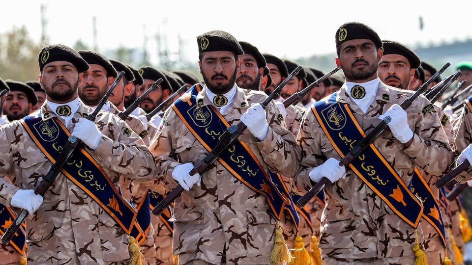 إيران تعاني.. والحرس يصب الأموال في جيب حزب الله