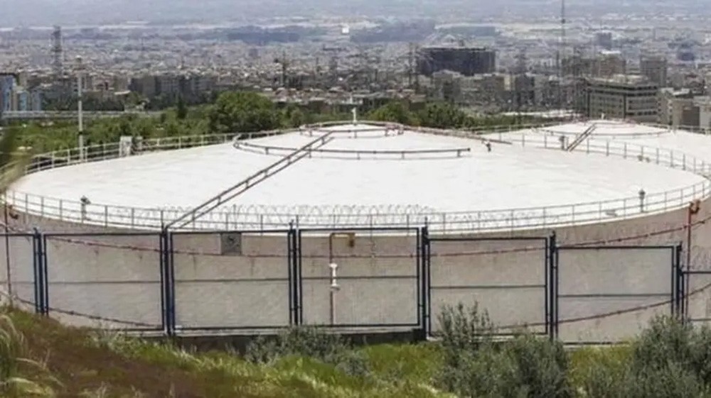 قنابل موقوتة في طهران.. وتحذير من كارثة