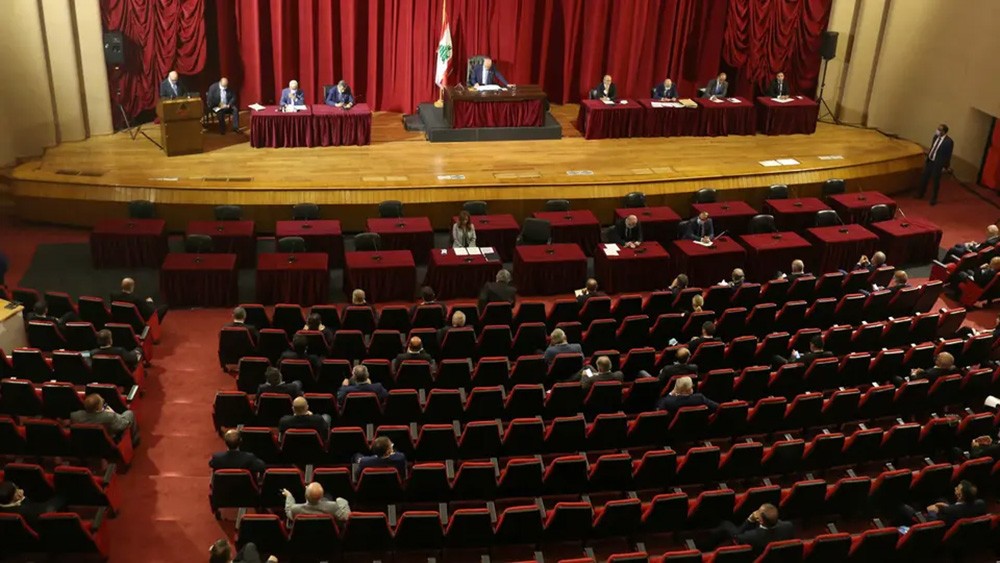 البرلمان اللبناني يقر إعلان حالة الطوارئ