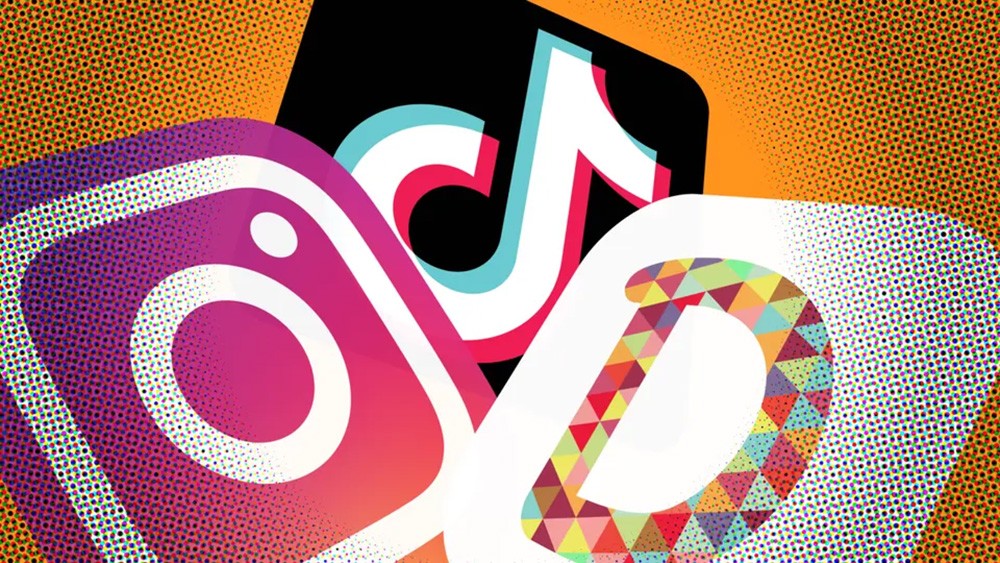 فيسبوك وسناب شات يخططان لشراء منافس "تيك توك"
