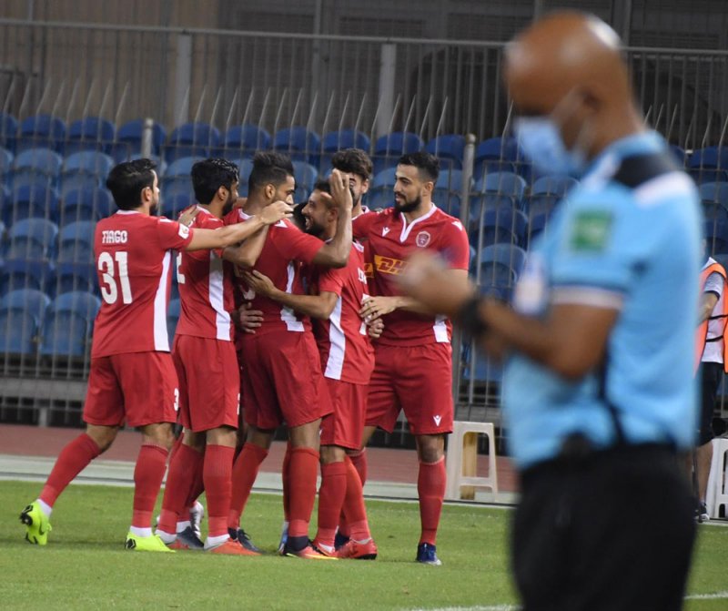 بالصور: "الكلاسيكو" يضع "الذيب" في الصدارة