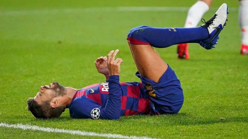 بيكيه يطالب برشلونة بـ"تغييرات جذرية"
