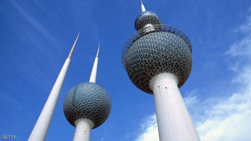  الكويت: الرواتب "لن تمس".. والحكومة تكفل توفير السيولة